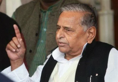 Bihar Polls: Mulayam Singh Yadav Exits the 'Grand Alliance', Will Fight Bihar Elections Alone